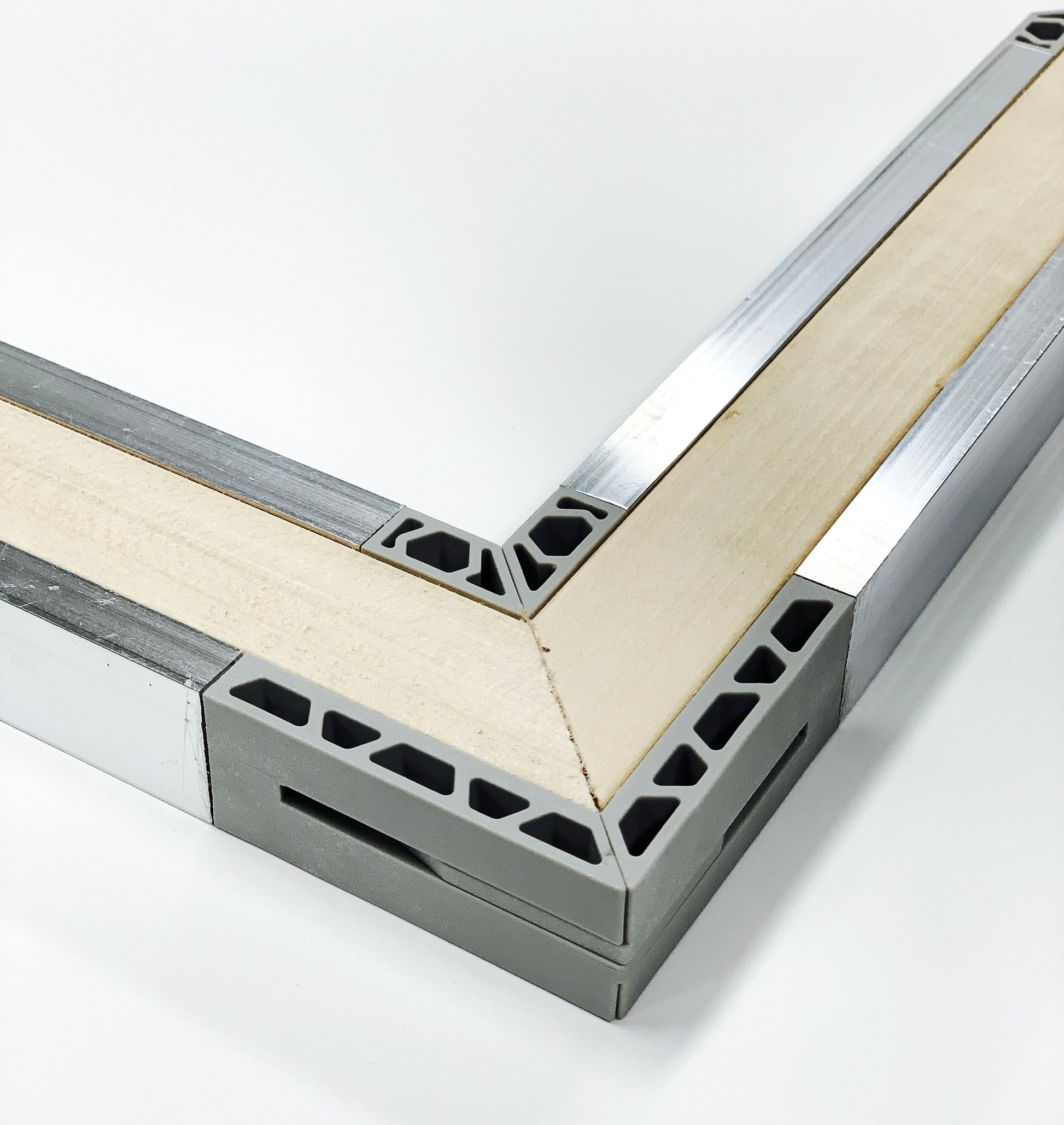 Corner of stretcher with wood